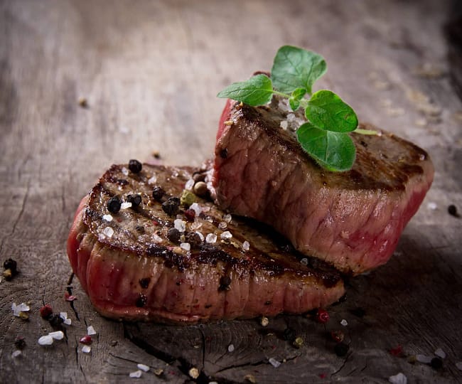 2 sirloin steaks